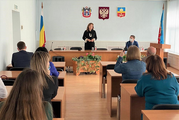 Лариса Тутова: Работа с избирателями является ключевой в деятельности депутата